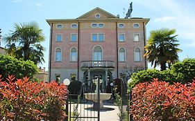 Park Hotel Villa Leon d'Oro